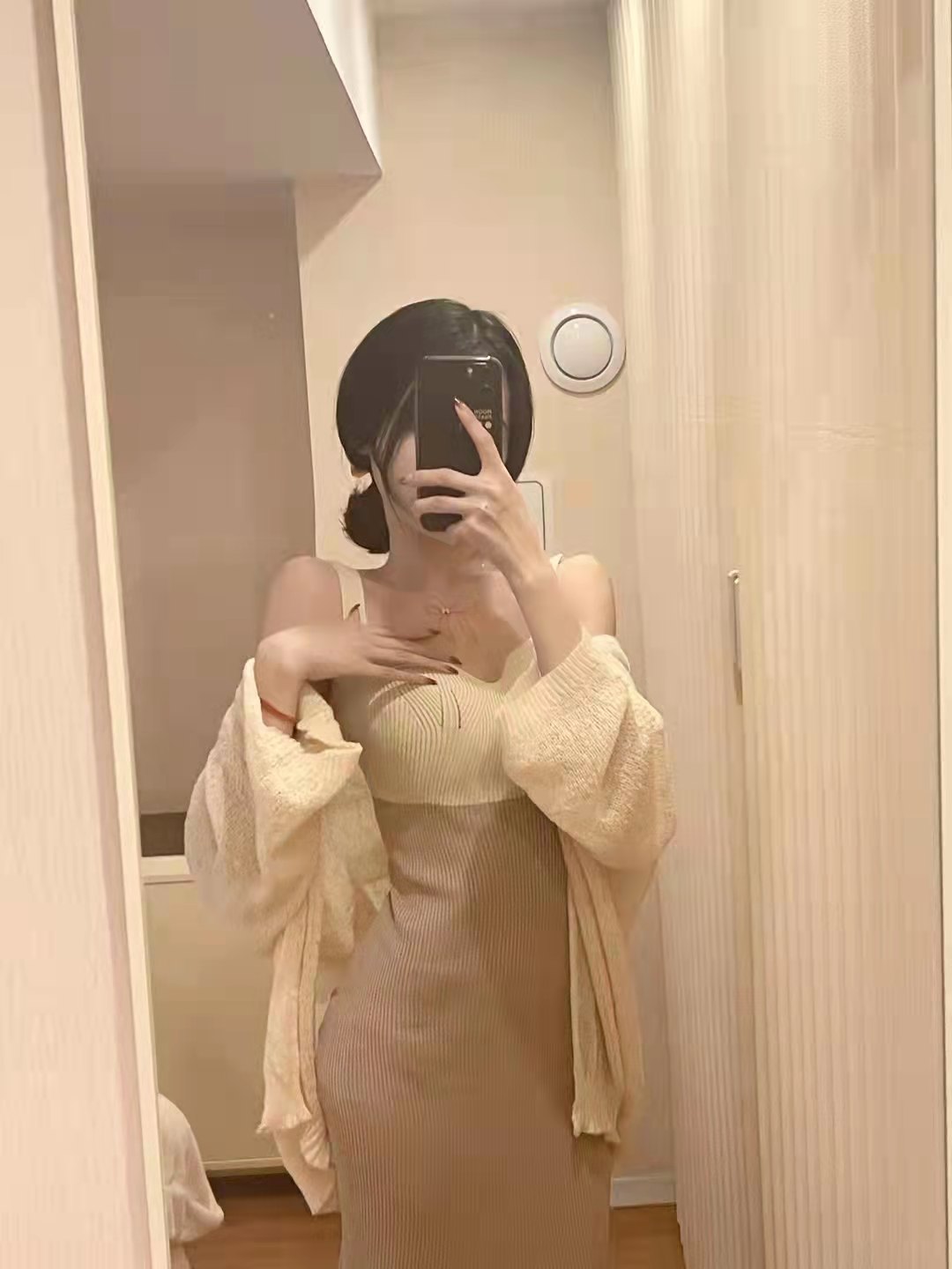 朝阳黑丝大长腿，耐心温柔，服务一流